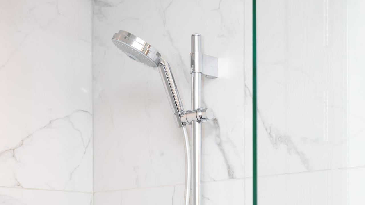 Horizon By Skycity Auckland Dış mekan fotoğraf A shower head